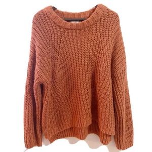 UNIVERSAL THREAD CHUNKY SWEATER